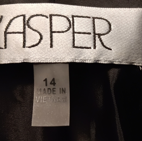 Kasper Women's Floral Jacket - Black and Pink - Picture 2 of 10